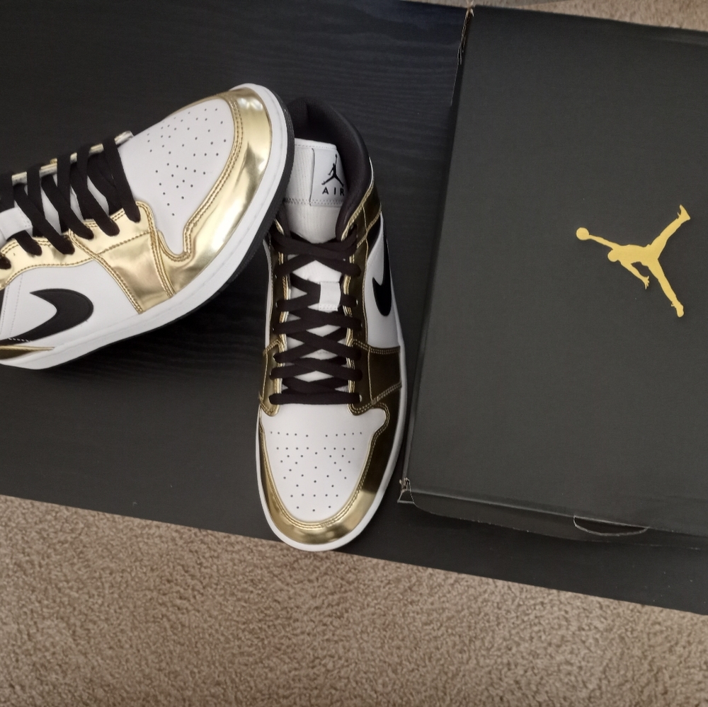 Air Jordan - Picture 6 of 9